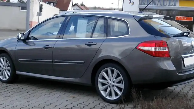'Video thumbnail for Review: Renault Laguna III ( 2007'