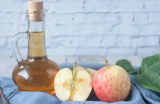 'Video thumbnail for 5 Benefits of Apple Cider Vinegar - A tbsp of Apple Cider Vinegar for 60 Days can reduce Health Problems'