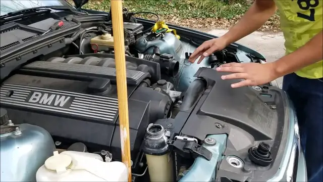 'Video thumbnail for How to Diagnose Coolant Leak BMW E36'
