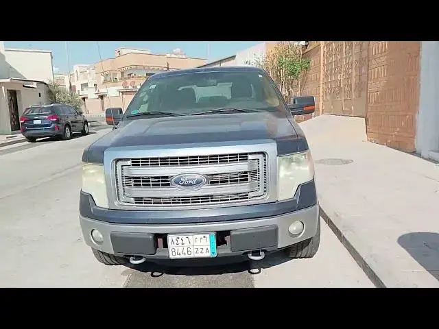 'Video thumbnail for Ford F-150 XLT Navy Color Off-Road Car Review - The Next Road'