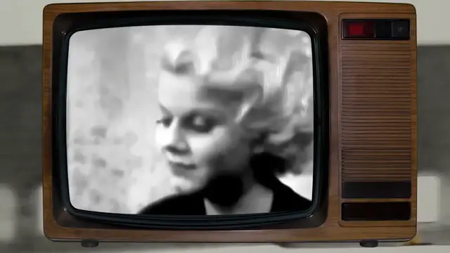 'Video thumbnail for 13 SHOCKING similarities between Marilyn Monroe and Jean Harlow (DISTURBING coincidences!?)'