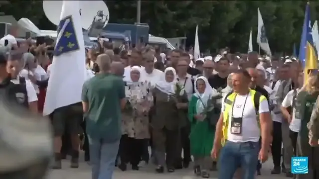 'Video thumbnail for Bosnia-Herzegovina: Families commemorate Srebrenica massacre 30 years on'