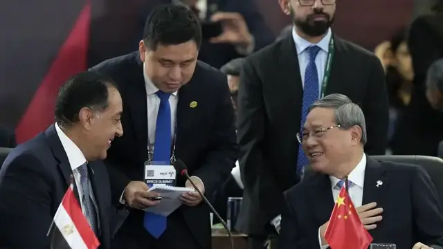 'Video thumbnail for Financial cooperation: Egypt and China sign key trade agreements'