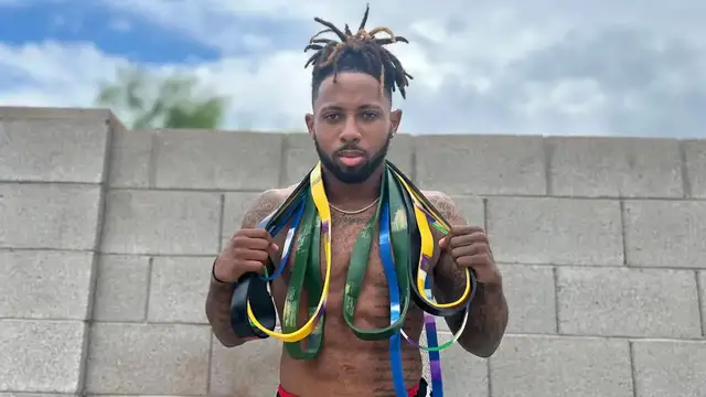 'Video thumbnail for 5 Vertical Workouts Using LECARDIO Bands W/ Pro Dunker!'