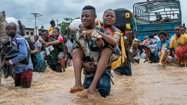 'Video thumbnail for Heavy floods in DR Congo’s Kinshasa leave dozens dead, destroy homes'