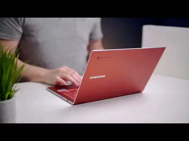 'Video thumbnail for Samsung Galaxy Chromebook Unboxing and Hands-On'