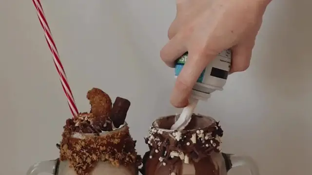 'Video thumbnail for invideo-ai-1080 Refresca Tu Día con un Batido de Menta y 2025-06-23'