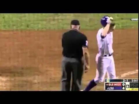 'Video thumbnail for Homerun de pierna con un final medio loco.'