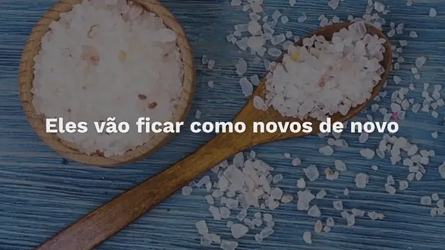 'Video thumbnail for Como limpar e branquear panos de prato sujos com uma pastilha para lava-louças? Eles vão ficar como novos de novo'