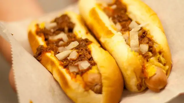 'Video thumbnail for These Are Hands Down The Best 24-Hour Restaurants In Each State'