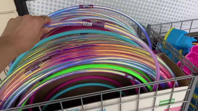 'Video thumbnail for Everyone will be buying hula hoops after seeing this breathtaking dining room idea!'