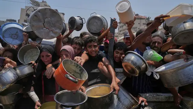 'Video thumbnail for Israeli strikes kill 63 in Gaza despite ‘pauses’, as hunger crisis deepens'