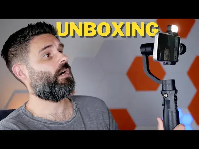 'Video thumbnail for Unboxing & First Impressions - Hohem Isteady Mobile Plus'