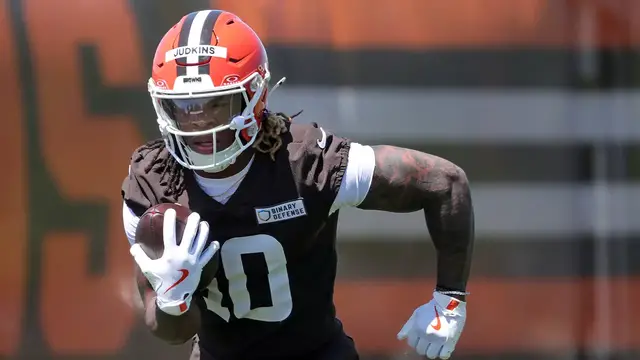 'Video thumbnail for Will the Browns Be Able To Lean on Their Running Game?'