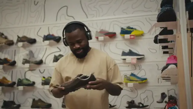 'Video thumbnail for Unleash the Power of Sony WF-1000XM4: The Ultimate Guide to Connecting Your Earbuds to Your Laptop'