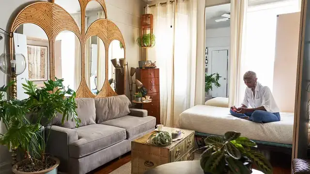 'Video thumbnail for Kim's Cozy 296-Square-Foot Space | House Tours'