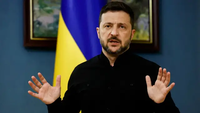 'Video thumbnail for Ukraine's Zelenskyy proposes face-to-face peace talks with Russia amid deadly air strikes'