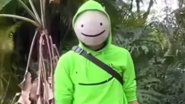 'Video thumbnail for Why These Streamers Won't Show Their Faces'