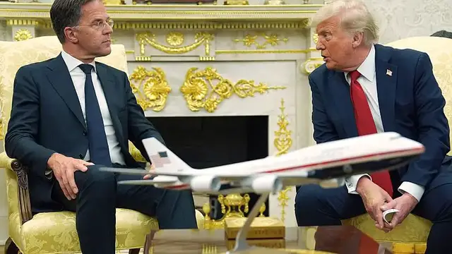 'Video thumbnail for Trump threatens Russia with tariffs if no Ukraine peace deal reached within 50 days'