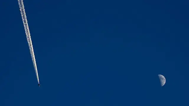 'Video thumbnail for Researchers study using planes to cool the earth amidst global warming'
