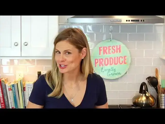 'Video thumbnail for CORN SALAD WITH TOMATOES AVOCADO healthy summer salad720P HD'