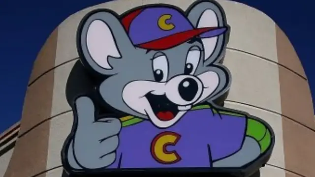 'Video thumbnail for The Untold Truth Of Chuck E. Cheese Pizza'