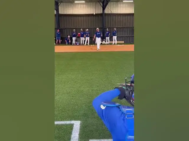 'Video thumbnail for Chris Bassitt Throws Bullpen Session with Toronto Blue Jays! (2025 MLB Spring Training)'