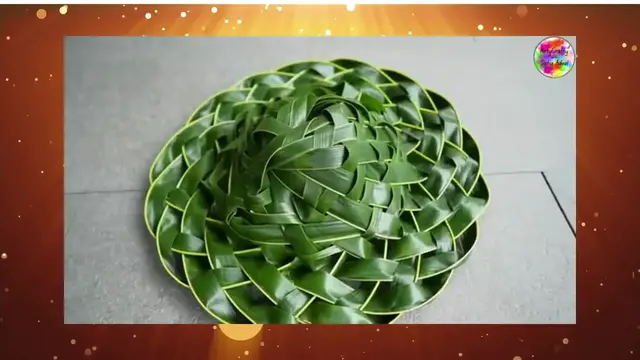 'Video thumbnail for Cute Hat By Using Palm Leaves '
