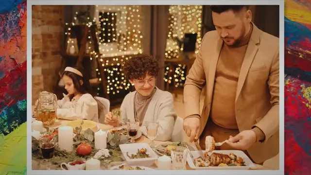 'Video thumbnail for “How do you say Merry Christmas to someone’s family?”'