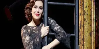 'Video thumbnail for Video: Alyssa Milano Is the Merry Murderess of the Moment'