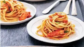 'Video thumbnail for Gordon Ramsay Ultimate Spicy Hell's Kitchen Lobster and Pasta'