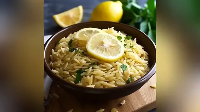 'Video thumbnail for Lemon Garlic Orzo orzo recipe'