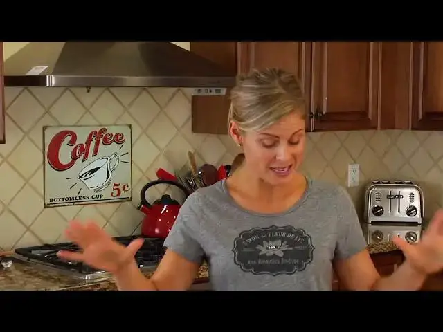 'Video thumbnail for KALE CEASAR SALAD ¦ easy + healthy lunch idea 720p 30fps'
