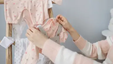 'Video thumbnail for What Size Is 80 In Baby Clothes? A Helpful Guide'