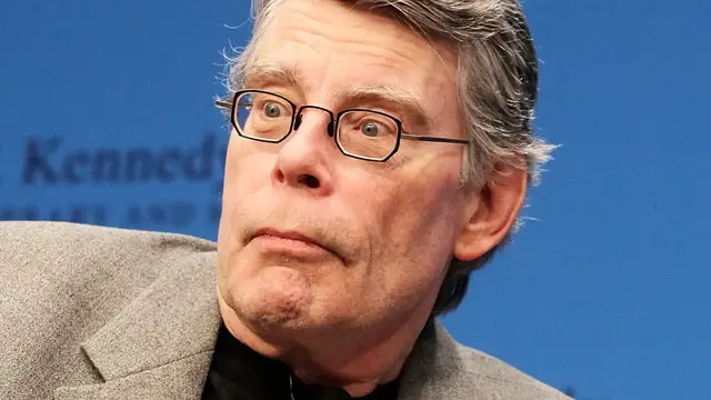 'Video thumbnail for Maximum Overdrive Left Stephen King Apologizing'