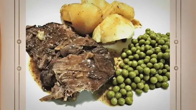 'Video thumbnail for The Perfect Brine For Roast Beef: A Step-By-Step Guide'