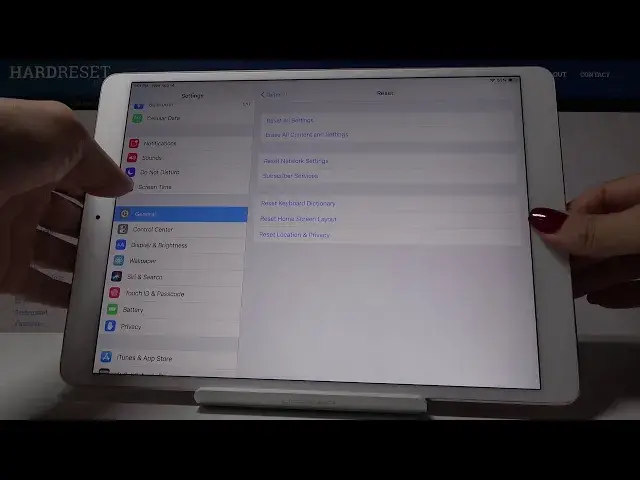 'Video thumbnail for How to Reset Authentication Key on iPad Pro'