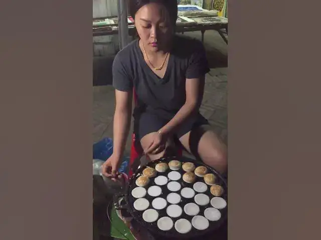 'Video thumbnail for Lao Coconut Pancakes Made Fresh! Khao Nom Kok Street Food #StreetFood #pancake #CoconutCakes'