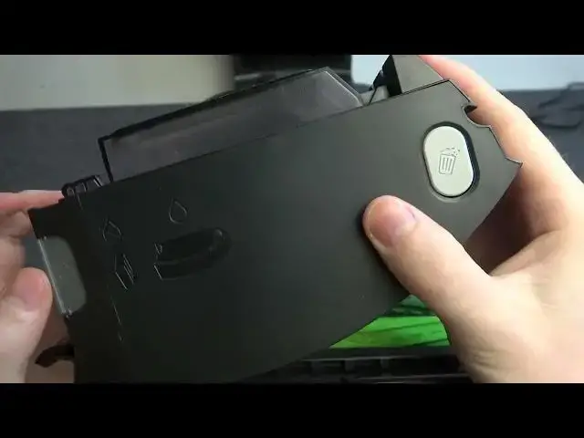 'Video thumbnail for How to Remove & Replace Dust Bin on iRobot Roomba i4'