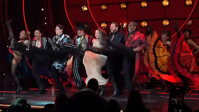 'Video thumbnail for Video: JoJo Takes the Stage as the New Leading Lady of MOULIN ROUGE!'