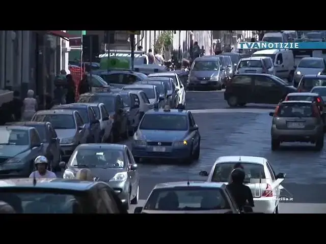 'Video thumbnail for Catania. Beccato mentre spacciava nel quartiere S. Giorgio. La Polizia, dopo una segnalazione su You'