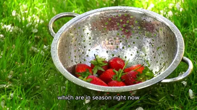 'Video thumbnail for strawberry pie recipe'