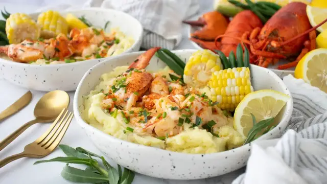 'Video thumbnail for These Creamy Lobster Mashed Potatoes With A Rich Beer Butter Sauce Are A Foodie's Dream'