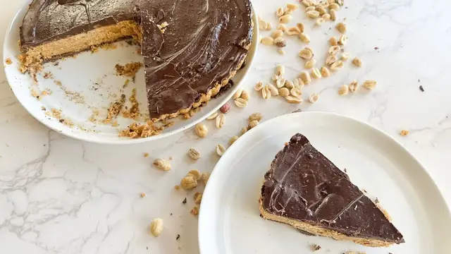 'Video thumbnail for Reese's-Inspired Peanut Butter Cup Pie Recipe'
