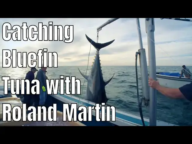 'Video thumbnail for Catching Giant Bluefin Tuna With Roland Martin |  Fish'n Canada'